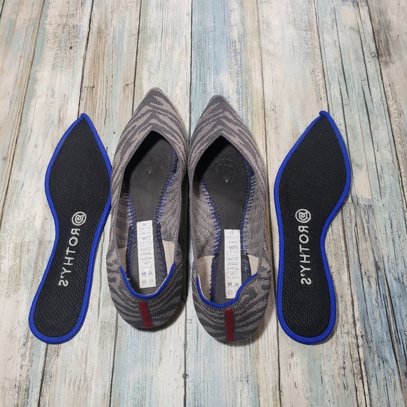 Rothy's Gray Zebra Striped  Points shoes. - Picture 5 of 11